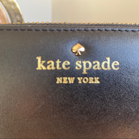 Kate Spade Ziparound Wallet - Picture 3 of 4